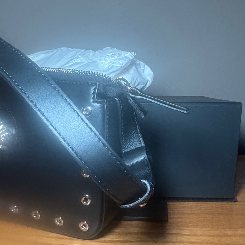 Brand New Versace eyelets Medusa head calf leather black shoulder bag. - Picture 5 of 7